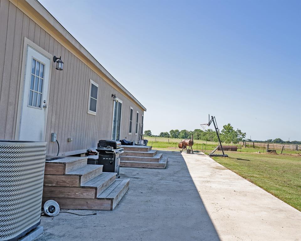 2939 County Road 289 Rd, East Bernard, Texas image 43