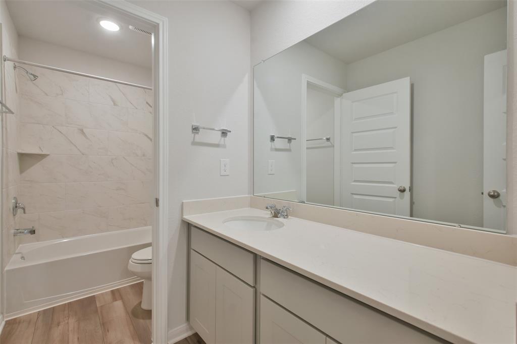 8489 Sweet Cherry Lane, Magnolia, Texas image 28