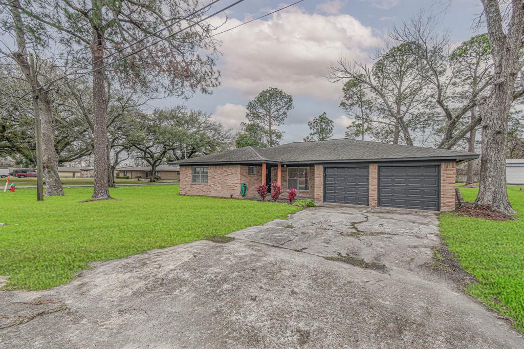 2834 Pansy Street, Pasadena, Texas image 1