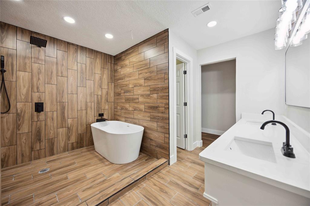 7907 12th Fairway Lane, Humble, Texas image 33