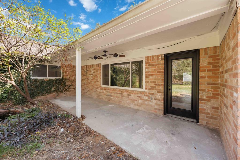 7907 12th Fairway Lane, Humble, Texas image 38