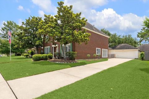 A home in League City