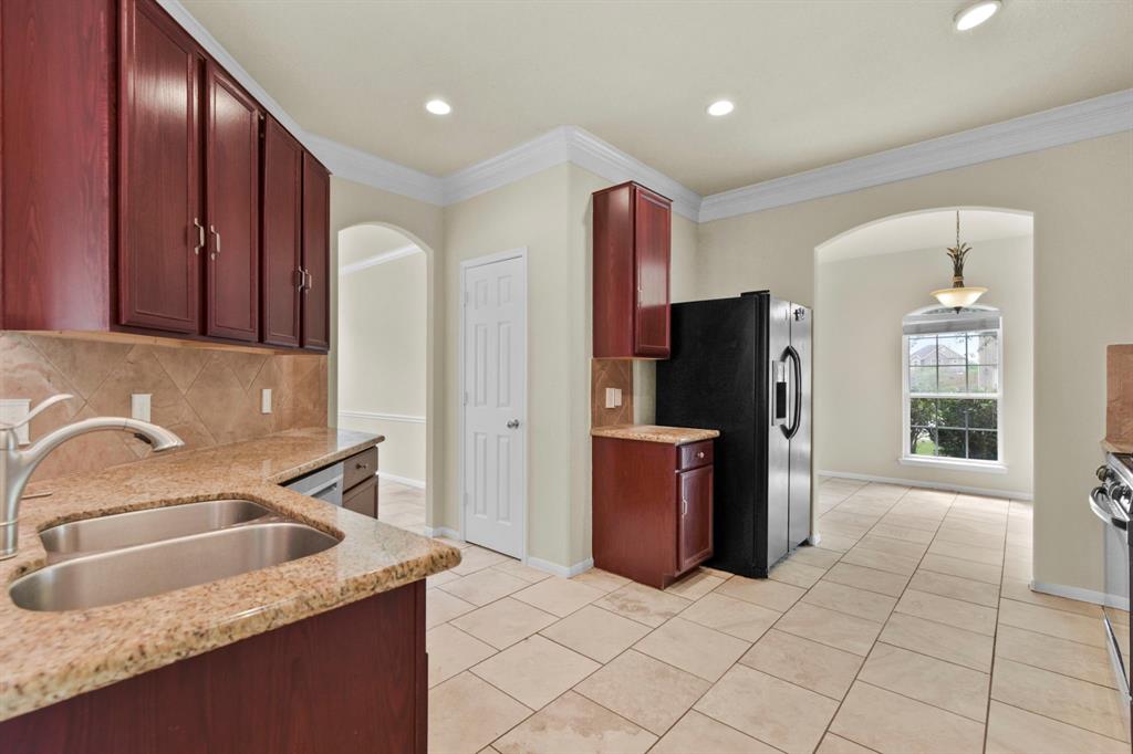 2830 Meadowbrook Lane, Rosenberg, Texas image 12