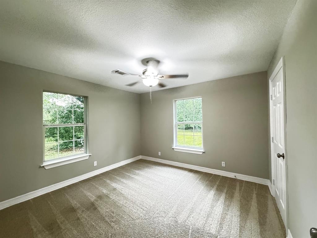 512 N Inwood Drive, Bridge City, Texas image 16