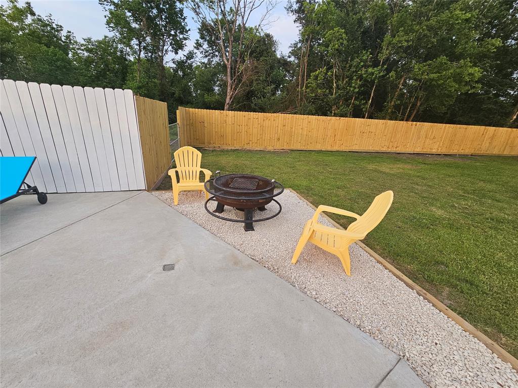 1610 Marilyn Street, Alvin, Texas image 34