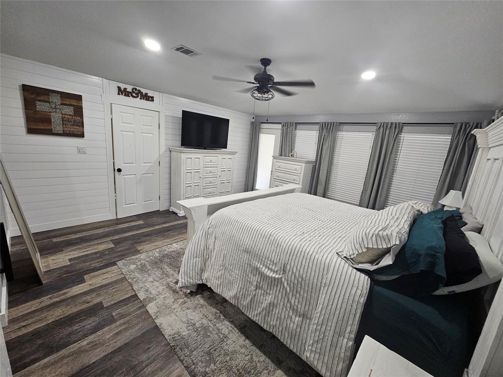 1610 Marilyn Street, Alvin, Texas image 11
