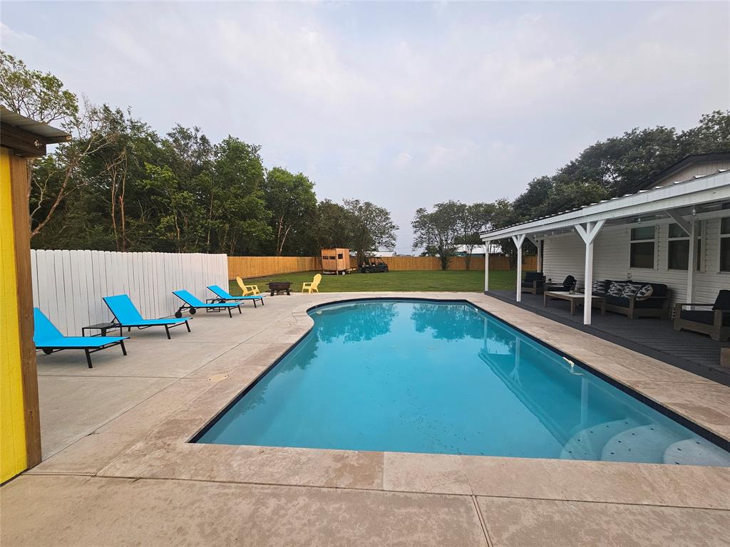 1610 Marilyn Street, Alvin, Texas image 31