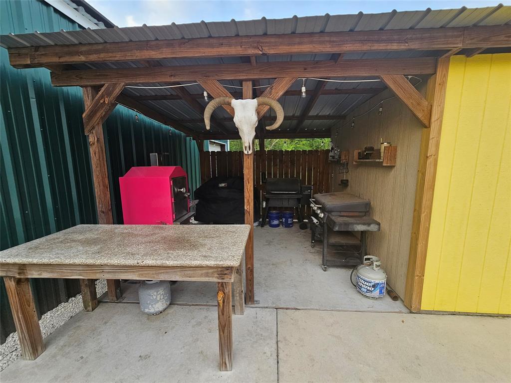 1610 Marilyn Street, Alvin, Texas image 32