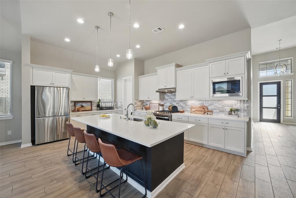 7323 Perching Hawk Trail, Katy, Texas image 8