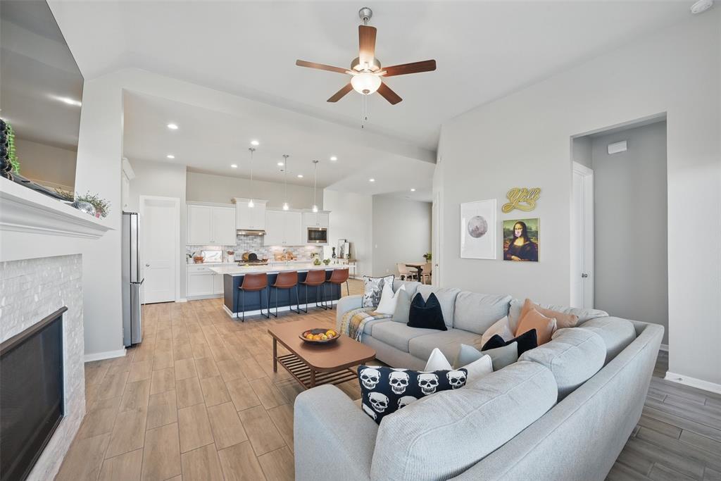 7323 Perching Hawk Trail, Katy, Texas image 5