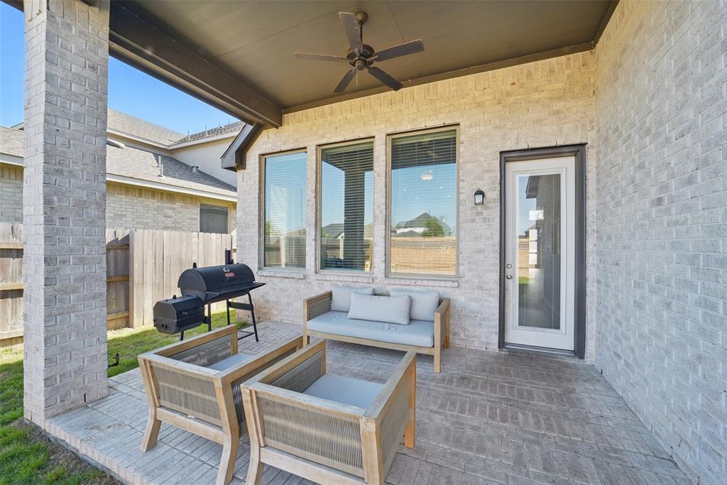 7323 Perching Hawk Trail, Katy, Texas image 38