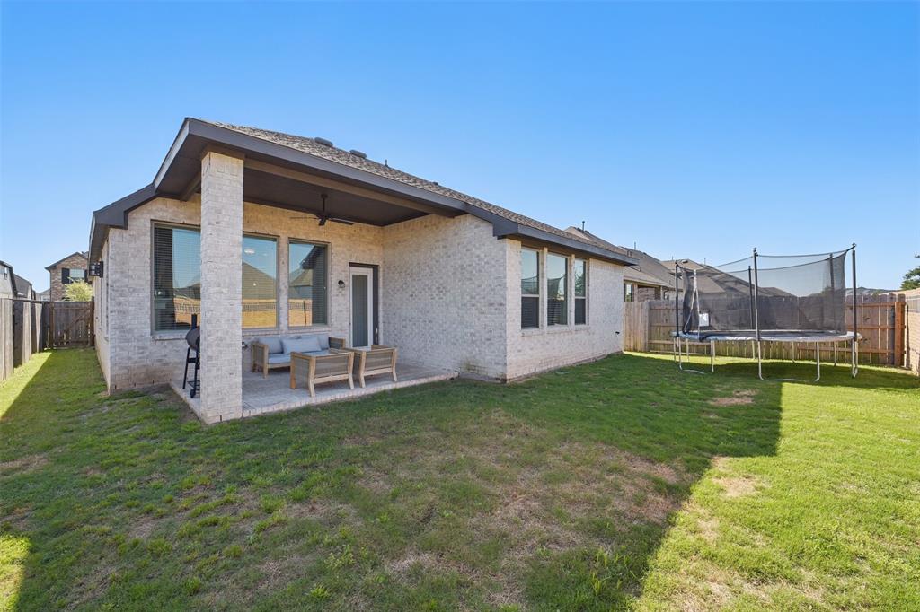 7323 Perching Hawk Trail, Katy, Texas image 35