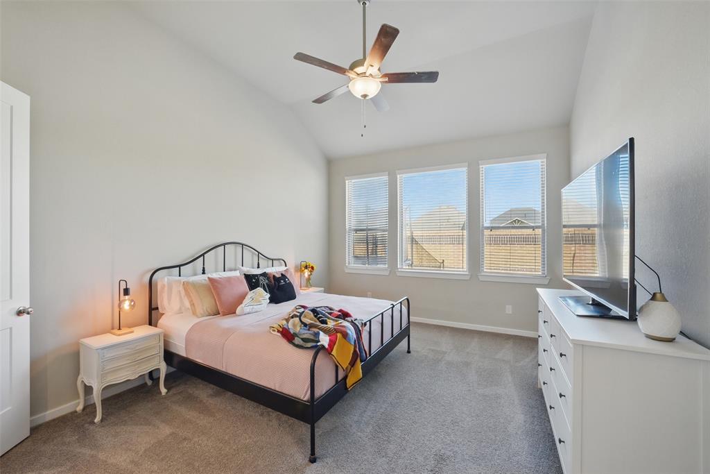 7323 Perching Hawk Trail, Katy, Texas image 18