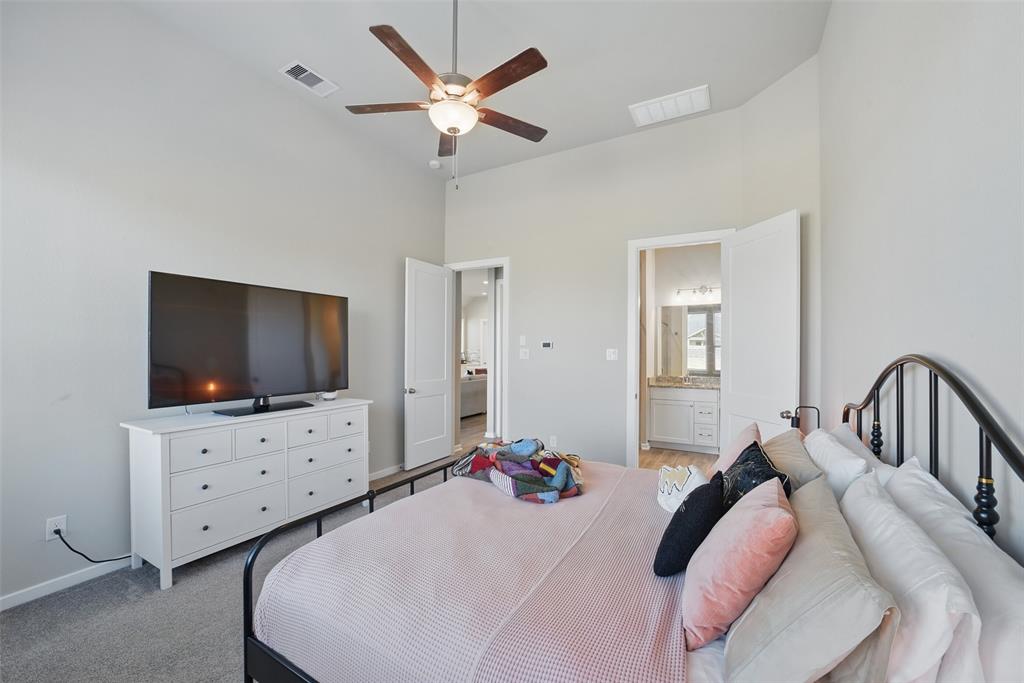 7323 Perching Hawk Trail, Katy, Texas image 19