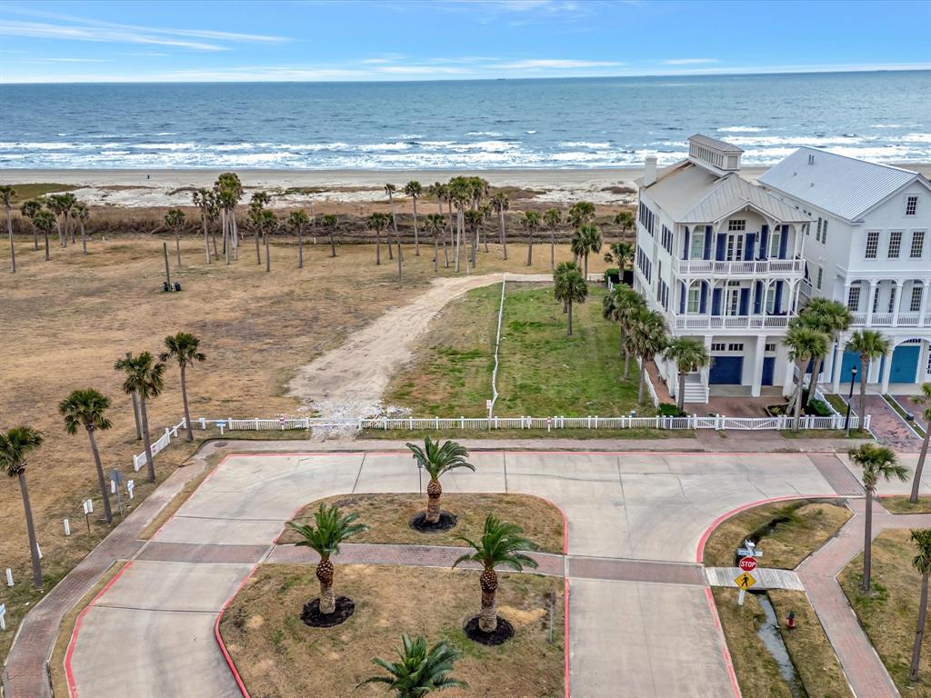 2729 E Seaside Drive, Galveston, Texas image 37