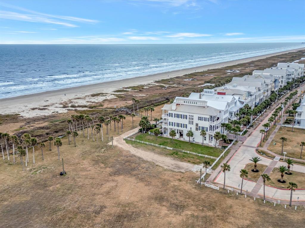 2729 E Seaside Drive, Galveston, Texas image 29