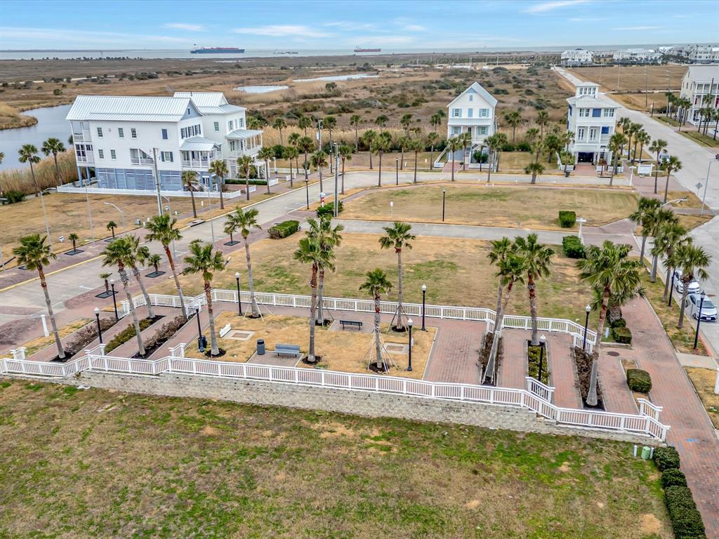 2729 E Seaside Drive, Galveston, Texas image 47