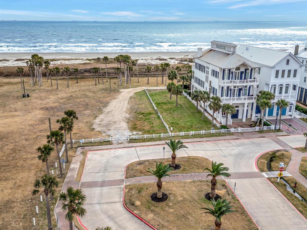 2729 E Seaside Drive, Galveston, Texas image 38