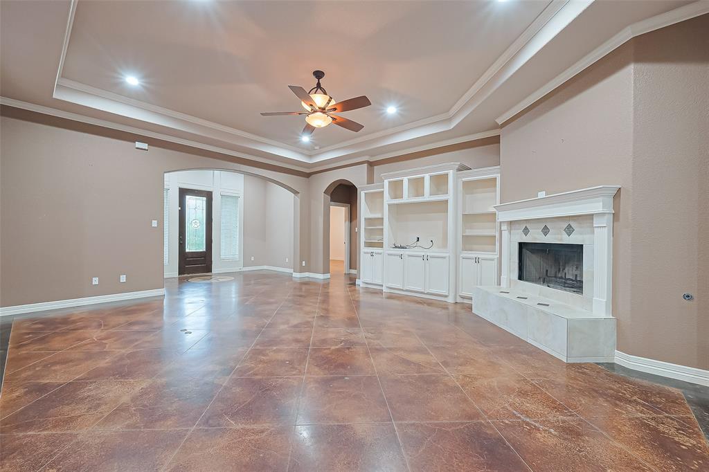 500 Burwell Road, Highlands, Texas image 4