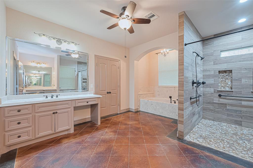 500 Burwell Road, Highlands, Texas image 28