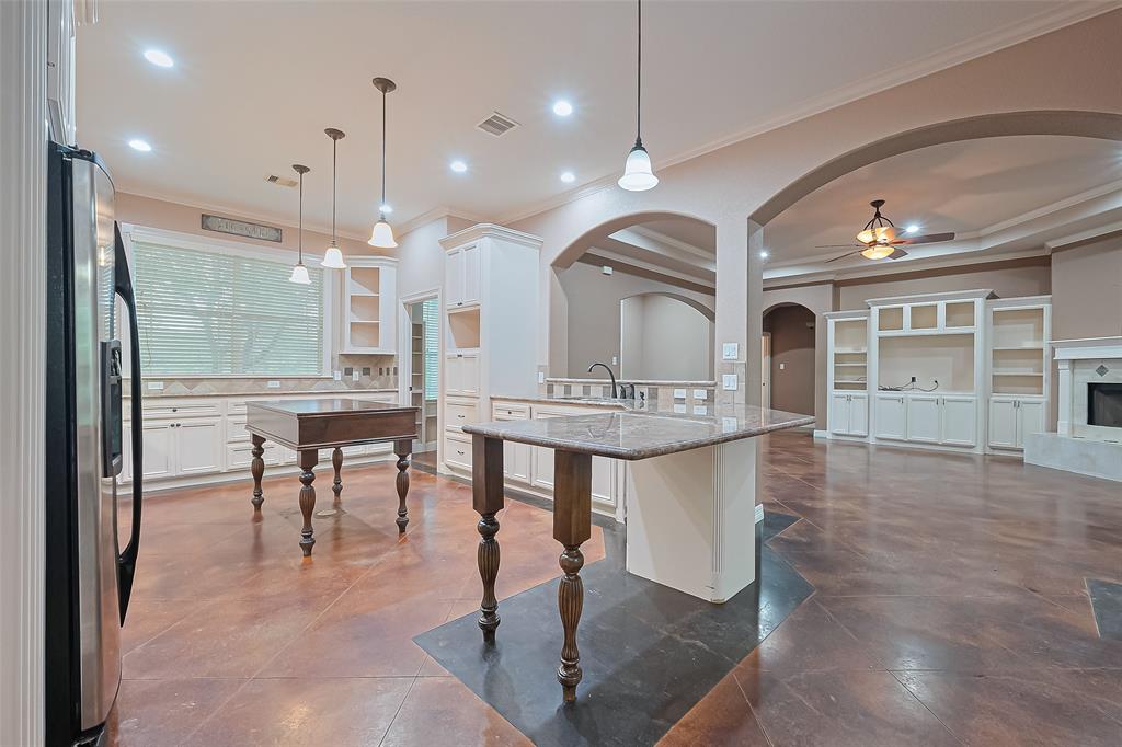 500 Burwell Road, Highlands, Texas image 10