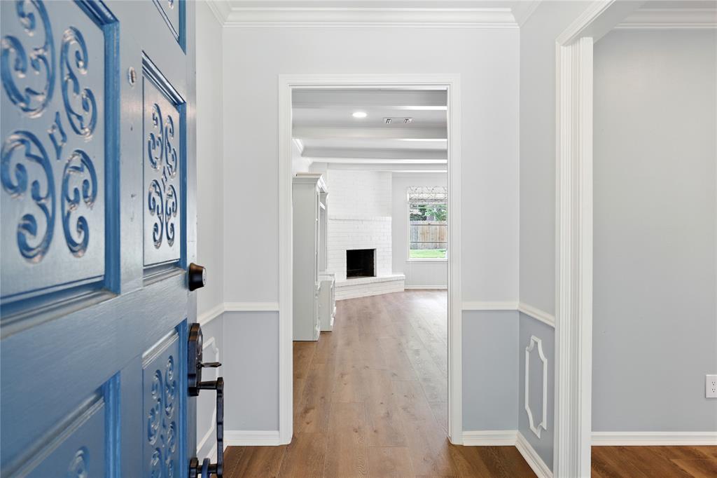 1118 Woodfield Lane