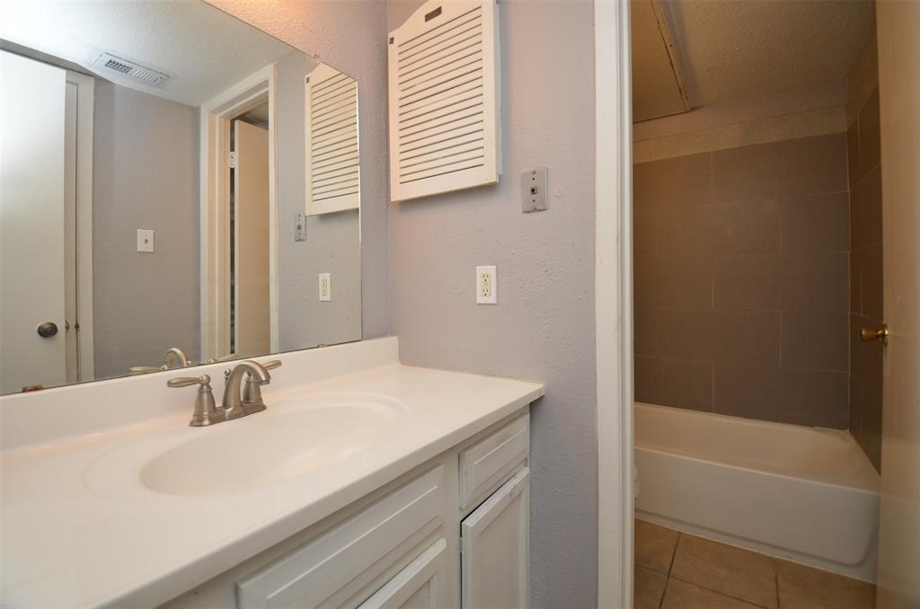 781 Country Place Drive #2075, Houston, Texas image 22