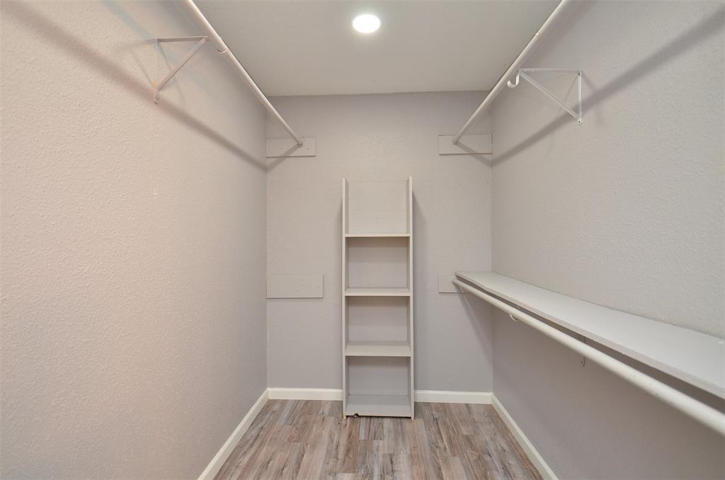 781 Country Place Drive #2075, Houston, Texas image 7