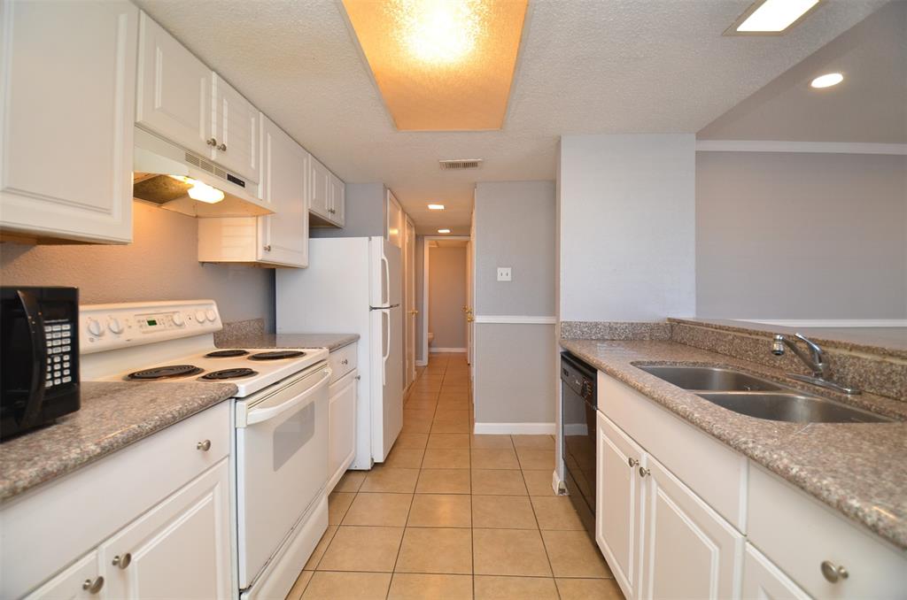 781 Country Place Drive #2075, Houston, Texas image 15