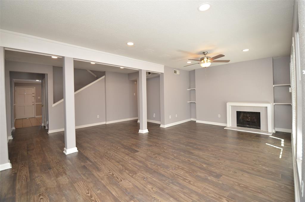 781 Country Place Drive #2075, Houston, Texas image 1