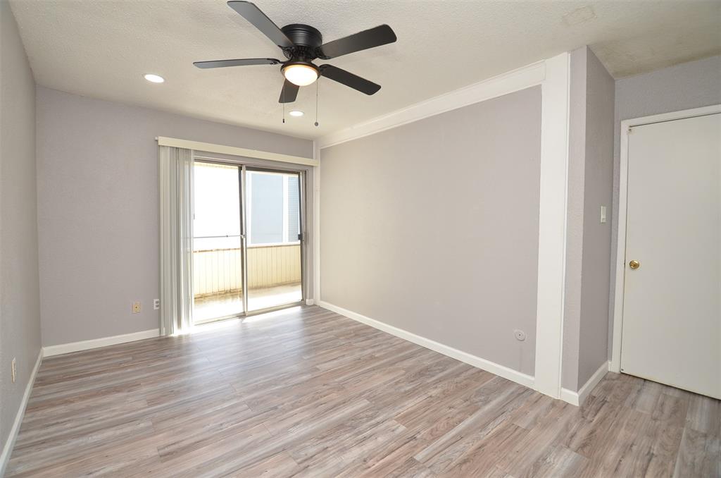 781 Country Place Drive #2075, Houston, Texas image 19
