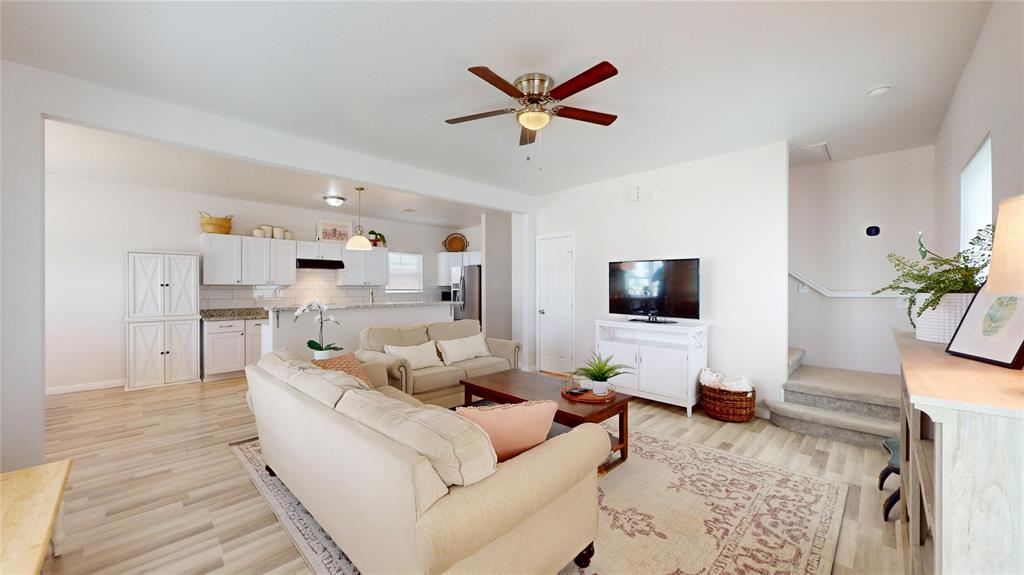 11302 Carla Street, Houston, Texas image 2
