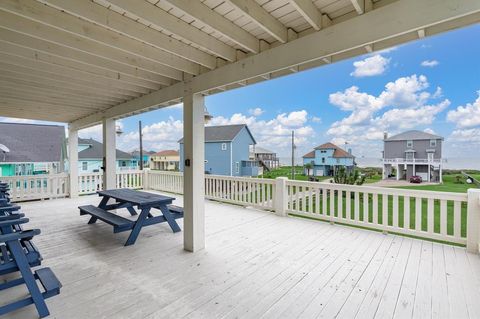 A home in Crystal Beach