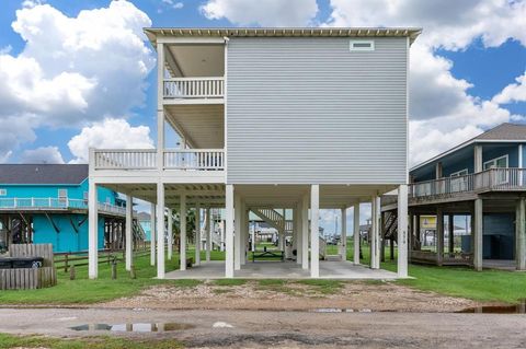 A home in Crystal Beach