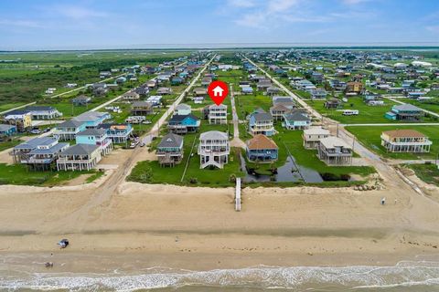 A home in Crystal Beach