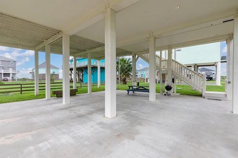 A home in Crystal Beach