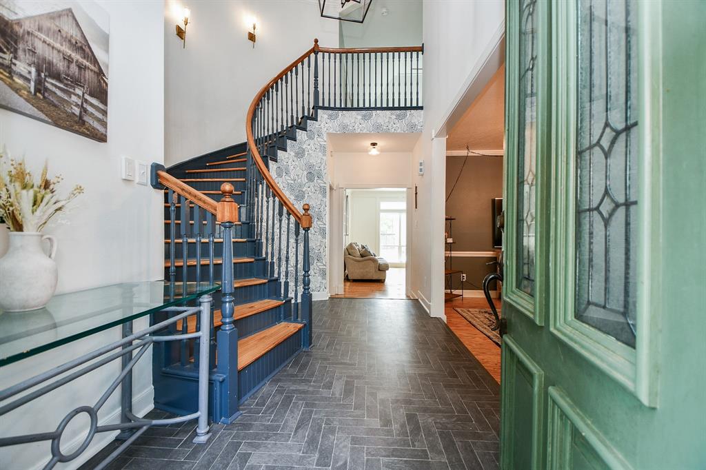 6115 Post Oak Court, Spring, Texas image 4