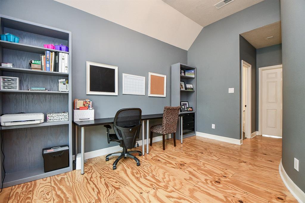 6115 Post Oak Court, Spring, Texas image 24