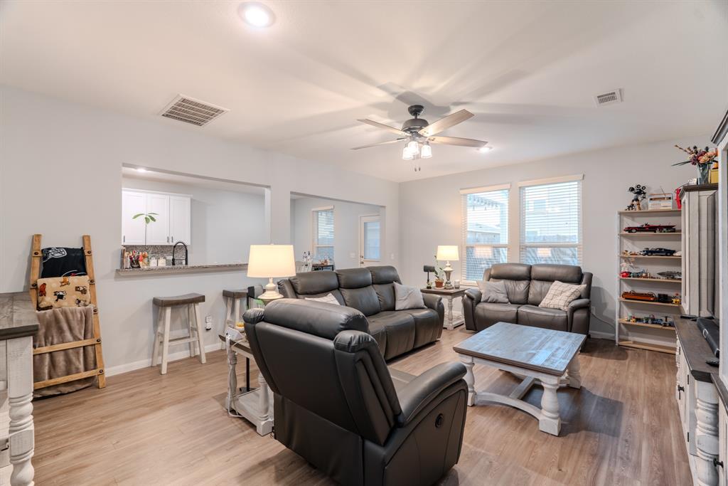 7309 Hobby Wind Ridge Drive, Houston, Texas image 3