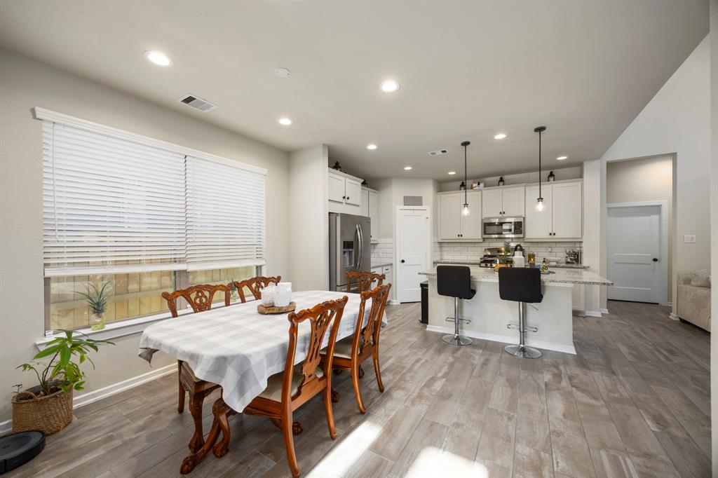 17786 Tree Of Heaven, Conroe, Texas image 9