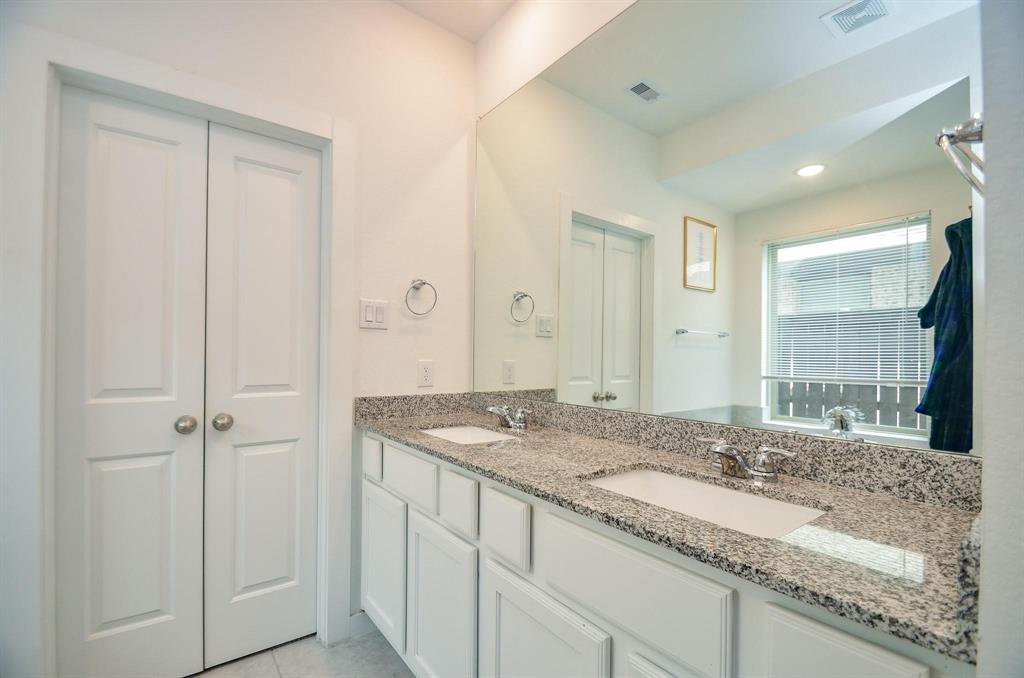 12155 Texas Trumpet Trail, Humble, Texas image 15