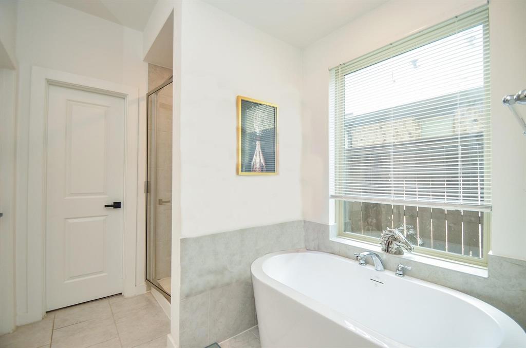 12155 Texas Trumpet Trail, Humble, Texas image 14