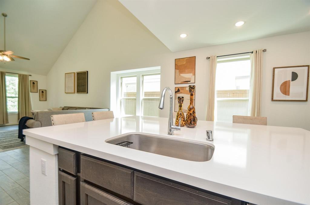 12155 Texas Trumpet Trail, Humble, Texas image 12
