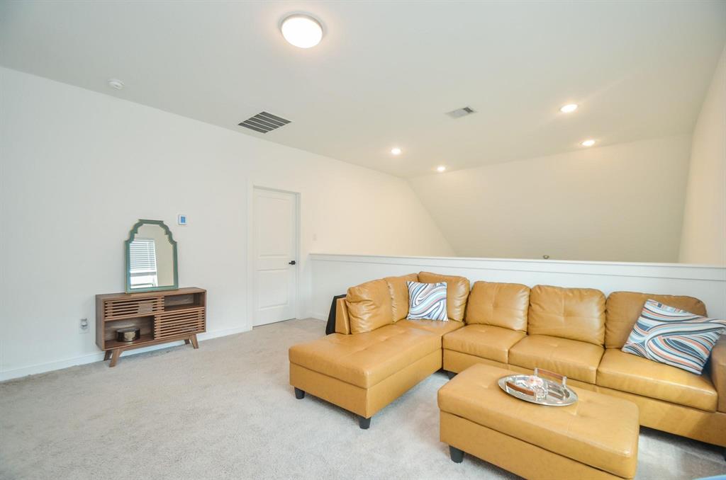 12155 Texas Trumpet Trail, Humble, Texas image 21