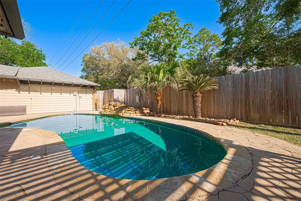 20410 Withington Drive, Katy, Texas image 2