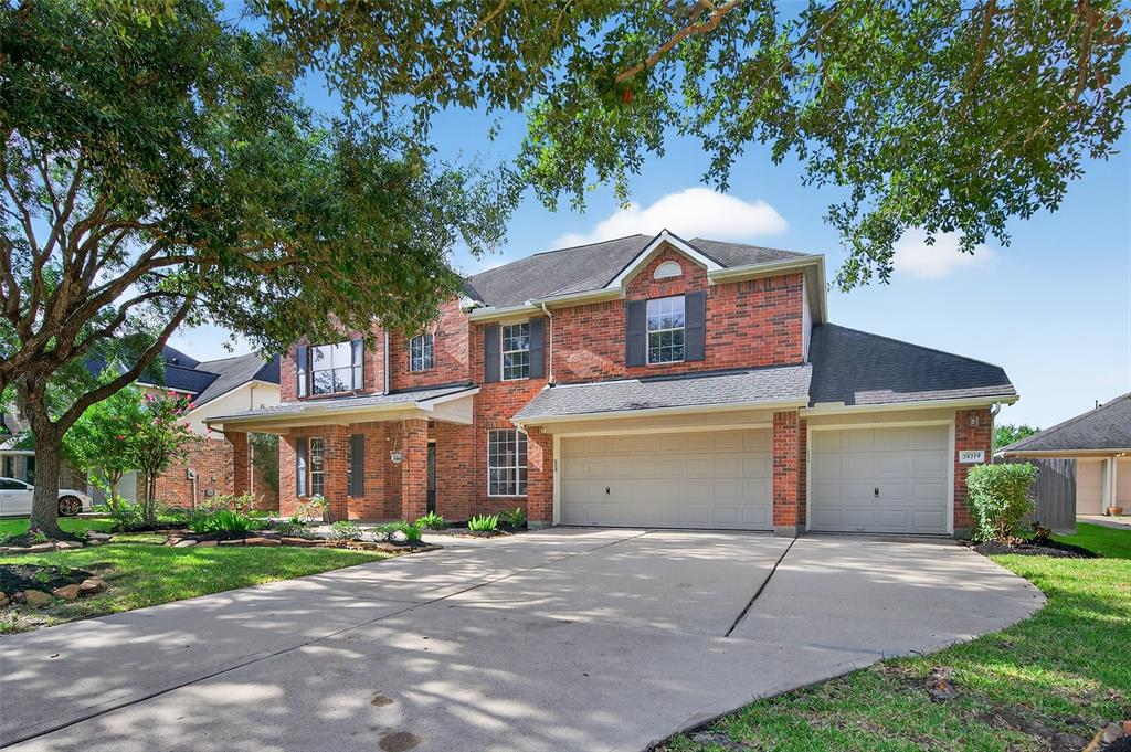28219 Longspur Drive