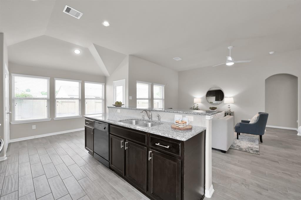 12441 Hackberry Dr, Willis, Texas image 19