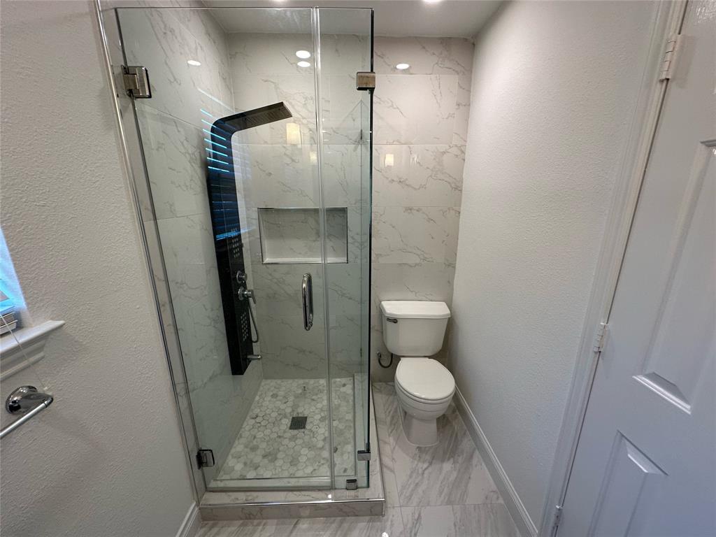 21207 Rushing Creek Lane, Katy, Texas image 7