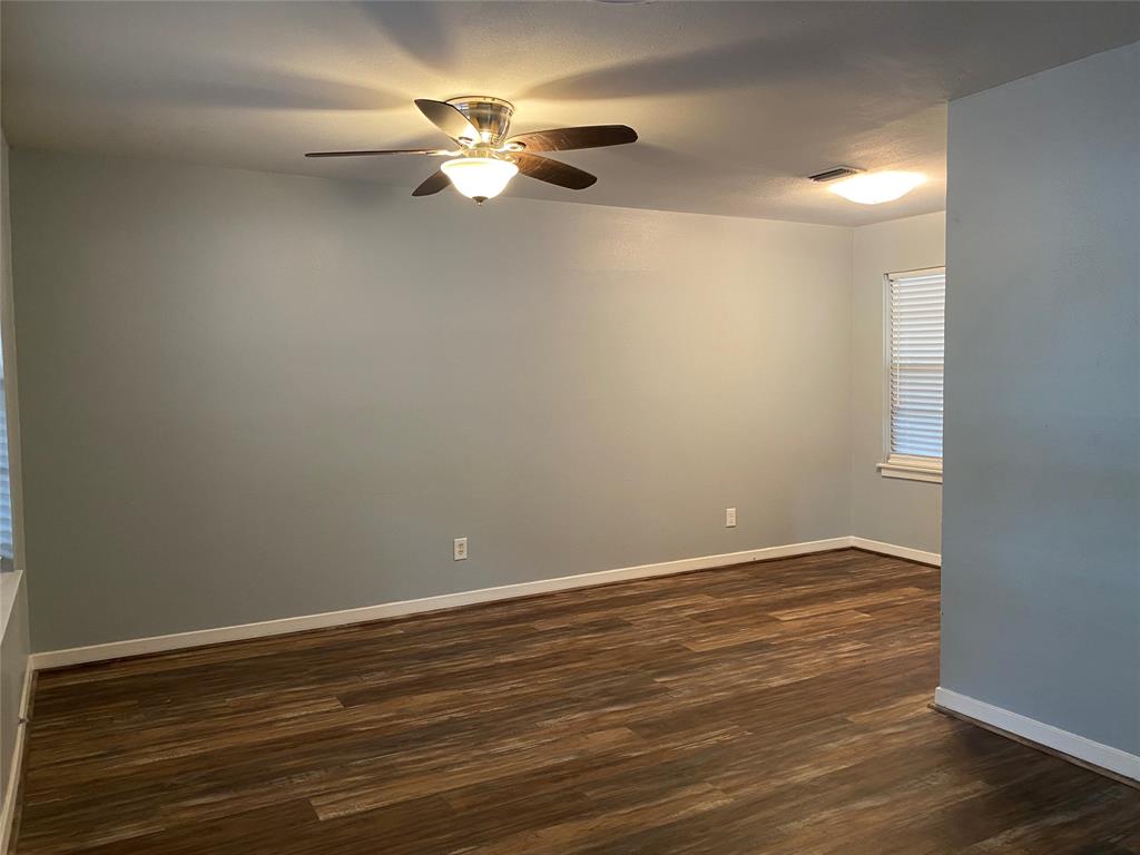 5110 W 43rd Street, Houston, Texas image 3
