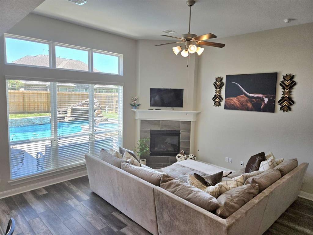 17919 Durango Point Court, Tomball, Texas image 7